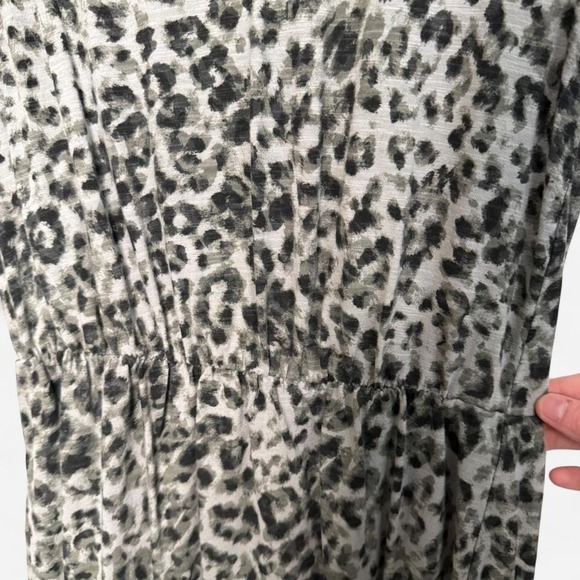 Old Navy Grey Leopard Print Dress, Size Small - Picture 3 of 5